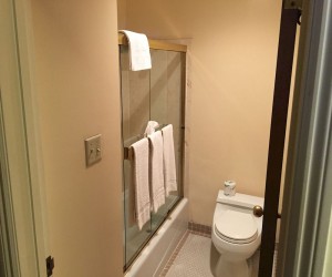 Marina Inn San Francisco - Guest Bathroom